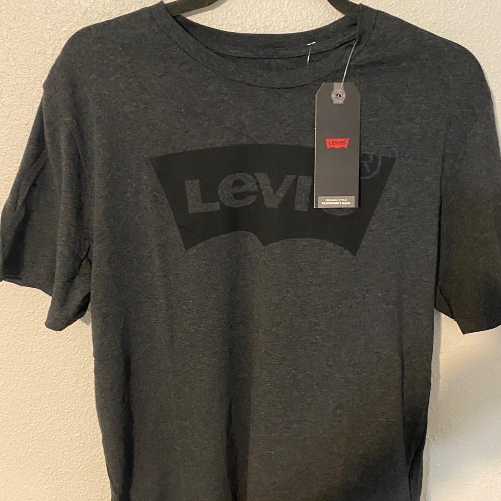 LEVIS tshirt